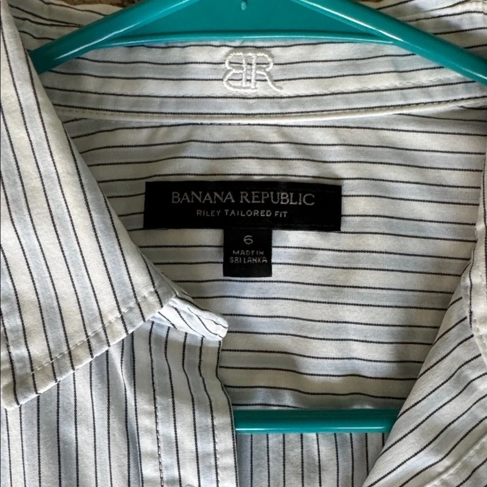 Banana Republic Riley tailored fit  Shirt - Picture 2 of 5